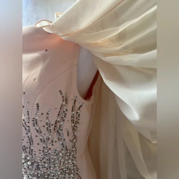 Elegant evening dress, bought from Turkey, worn once! - Picture 7 of 15